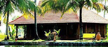 Kondai Lip Hotel Alappuzha Exterior photo
